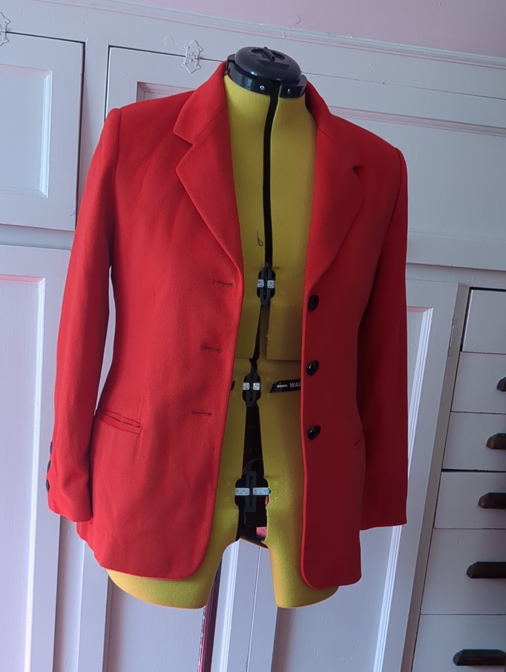 Escada Margaretha Ley Vintage 100% Cashmere Red Blazer 40 US 10 Made in Germany